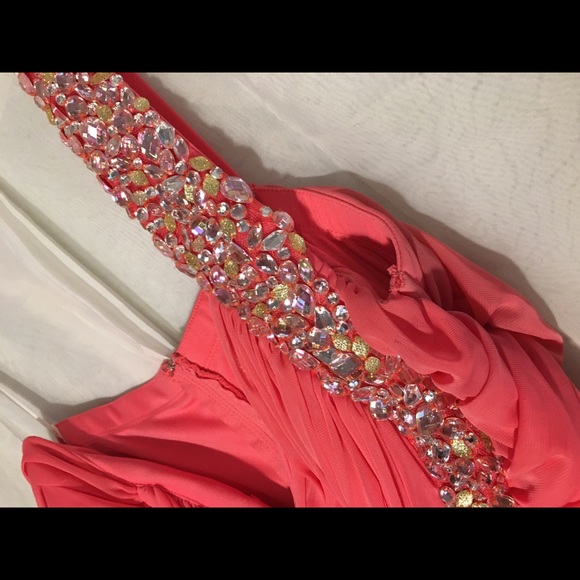 Plus Size Formal Dress - Picture 4 of 6